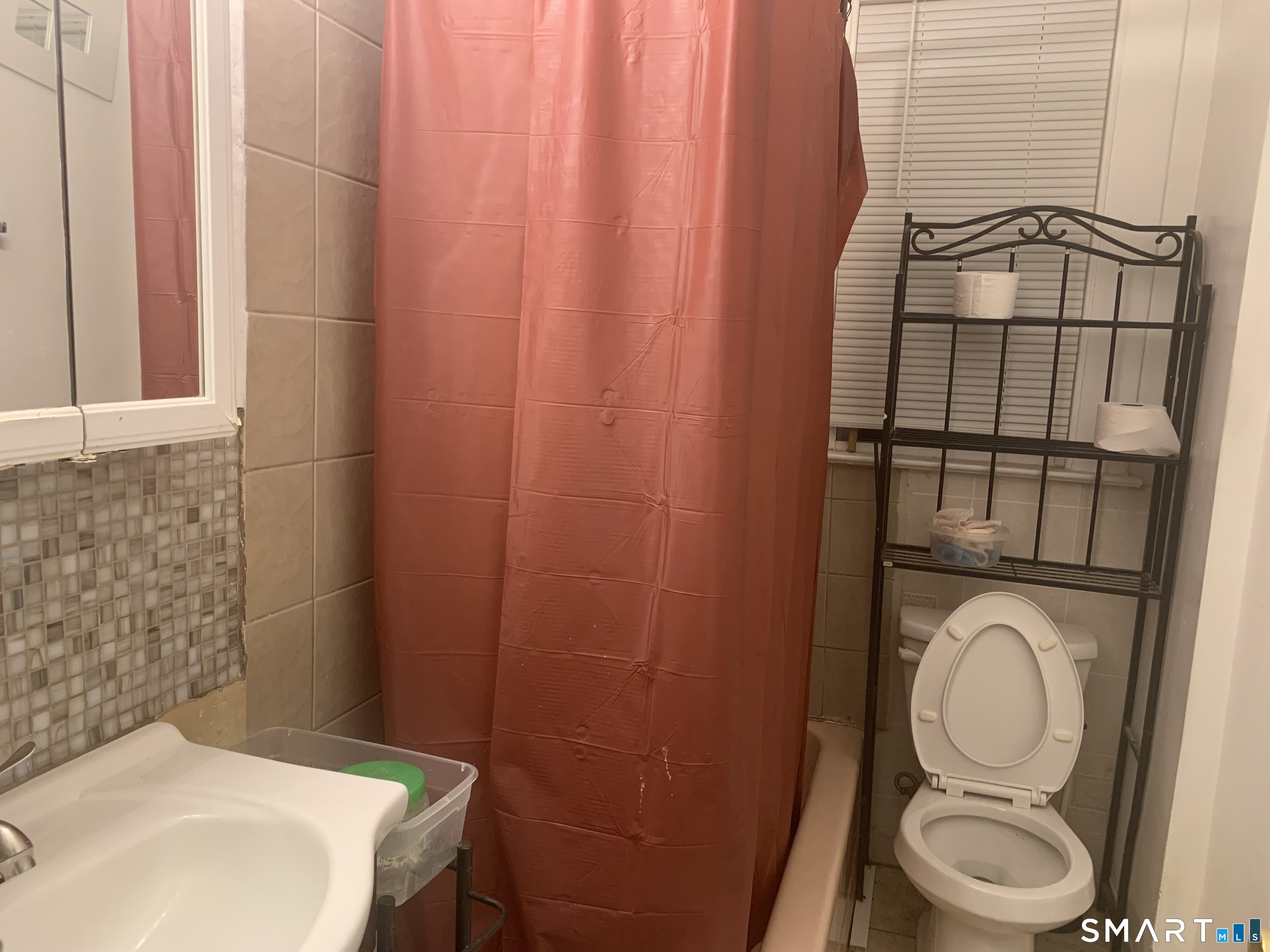 34 Helen Street Hamden CT 06514