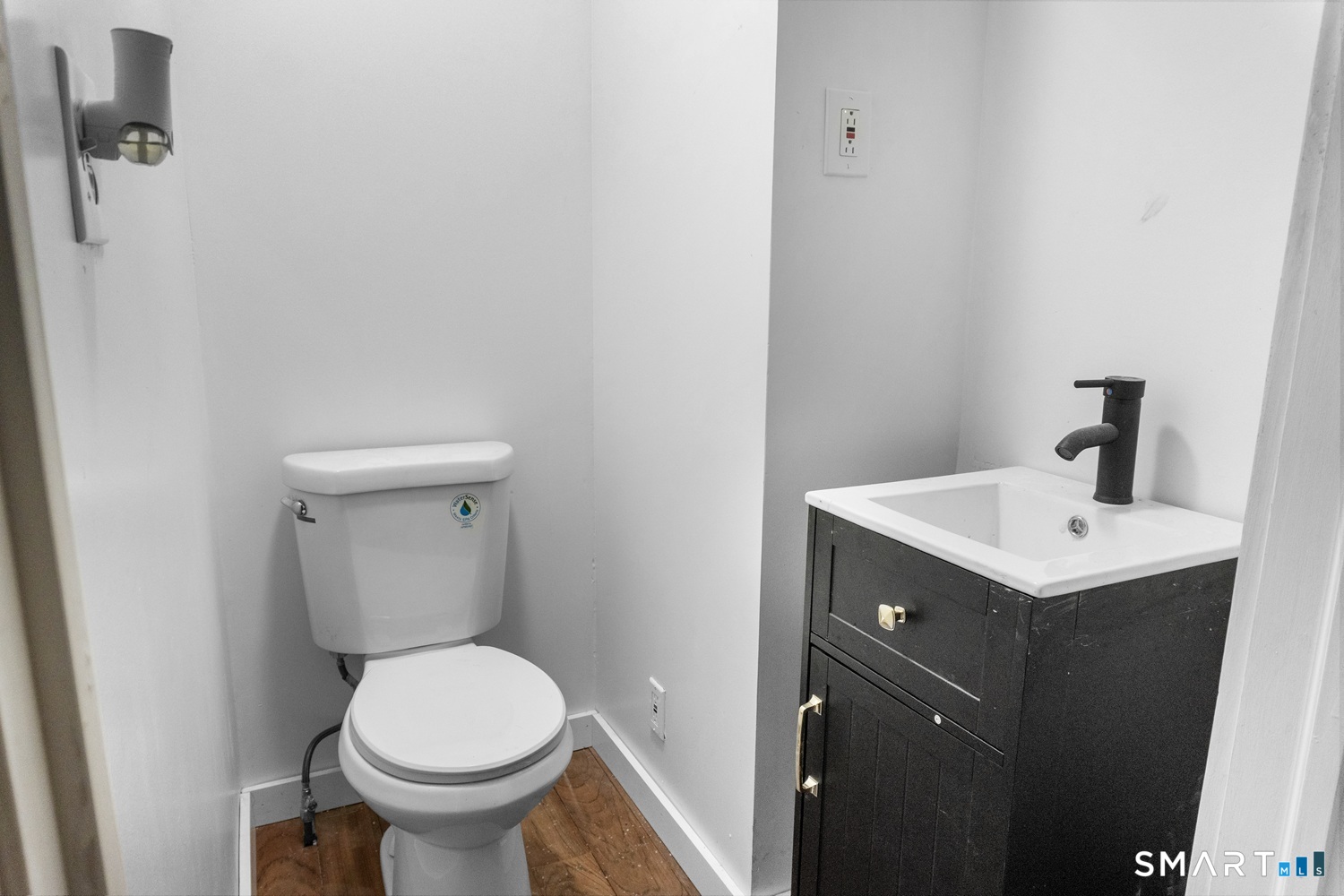 17-19 Silver Lane East Hartford CT 06118