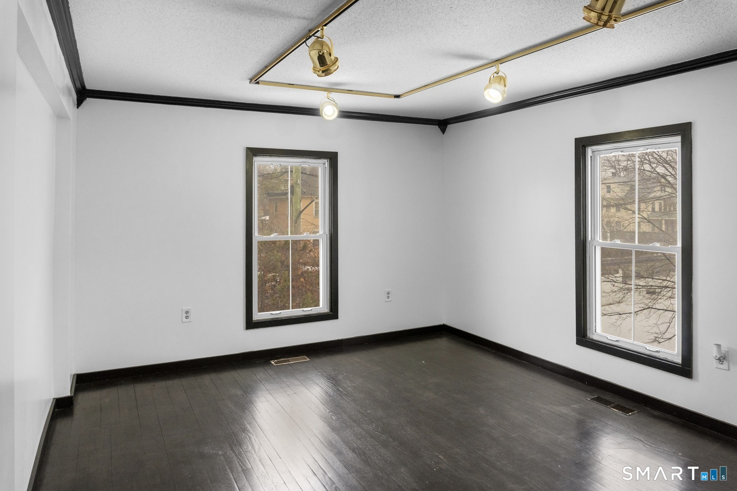 17-19 Silver Lane East Hartford CT 06118