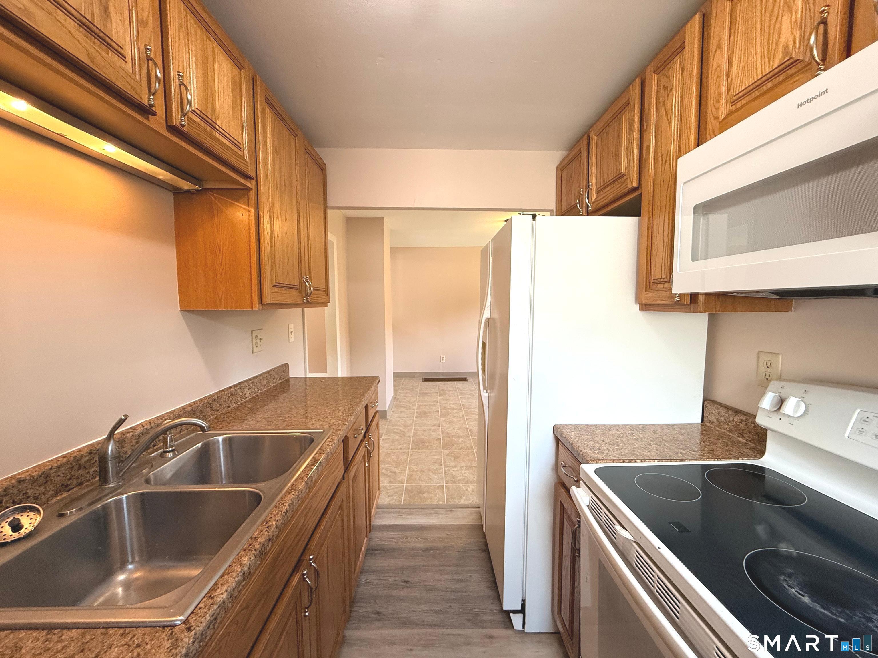 105-107 South Chestnut Street Plainfield CT 06387