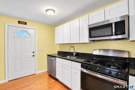 18 High Street Derby CT 06418