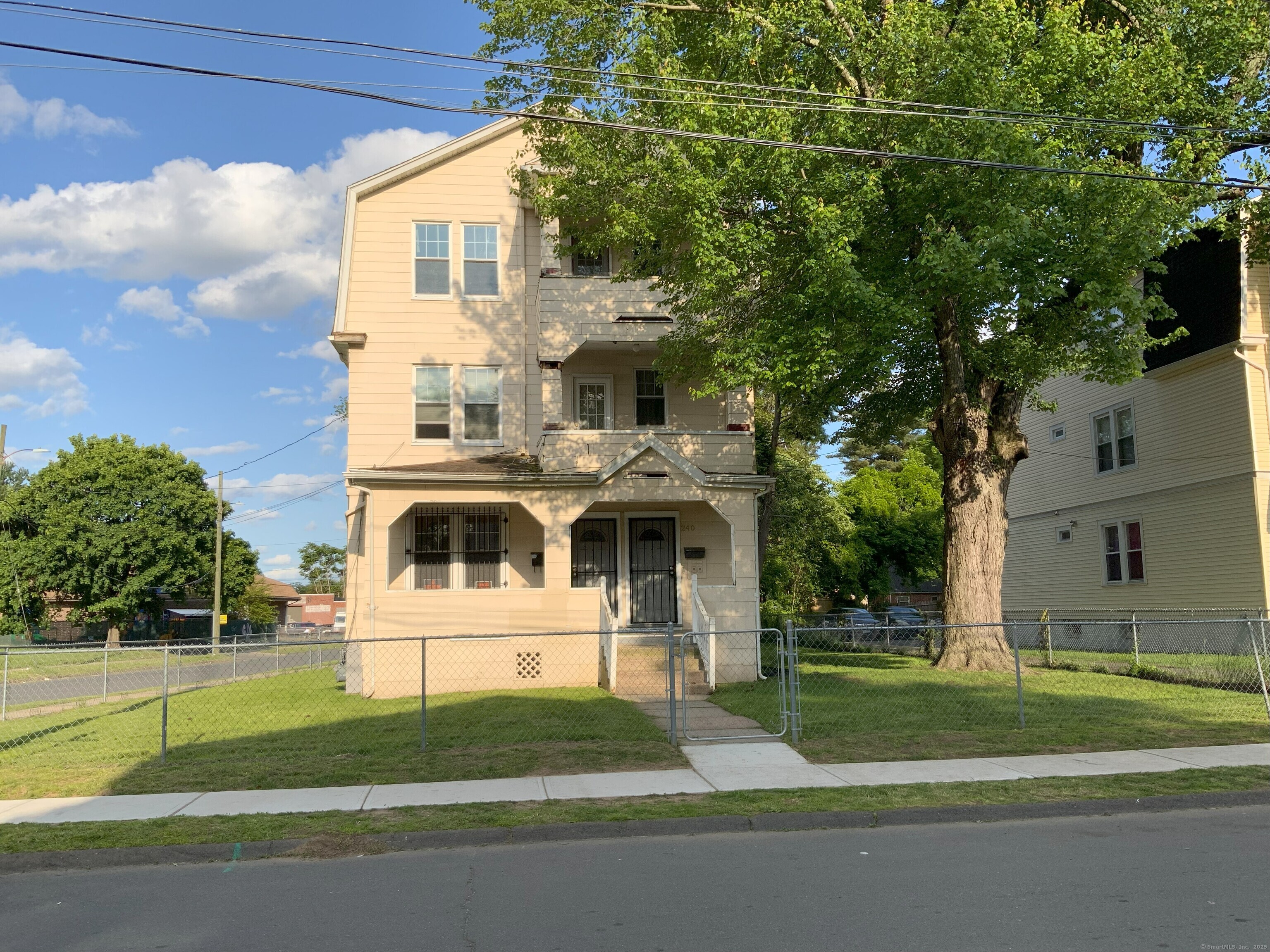 240-242 Martin Street Hartford CT 06120
