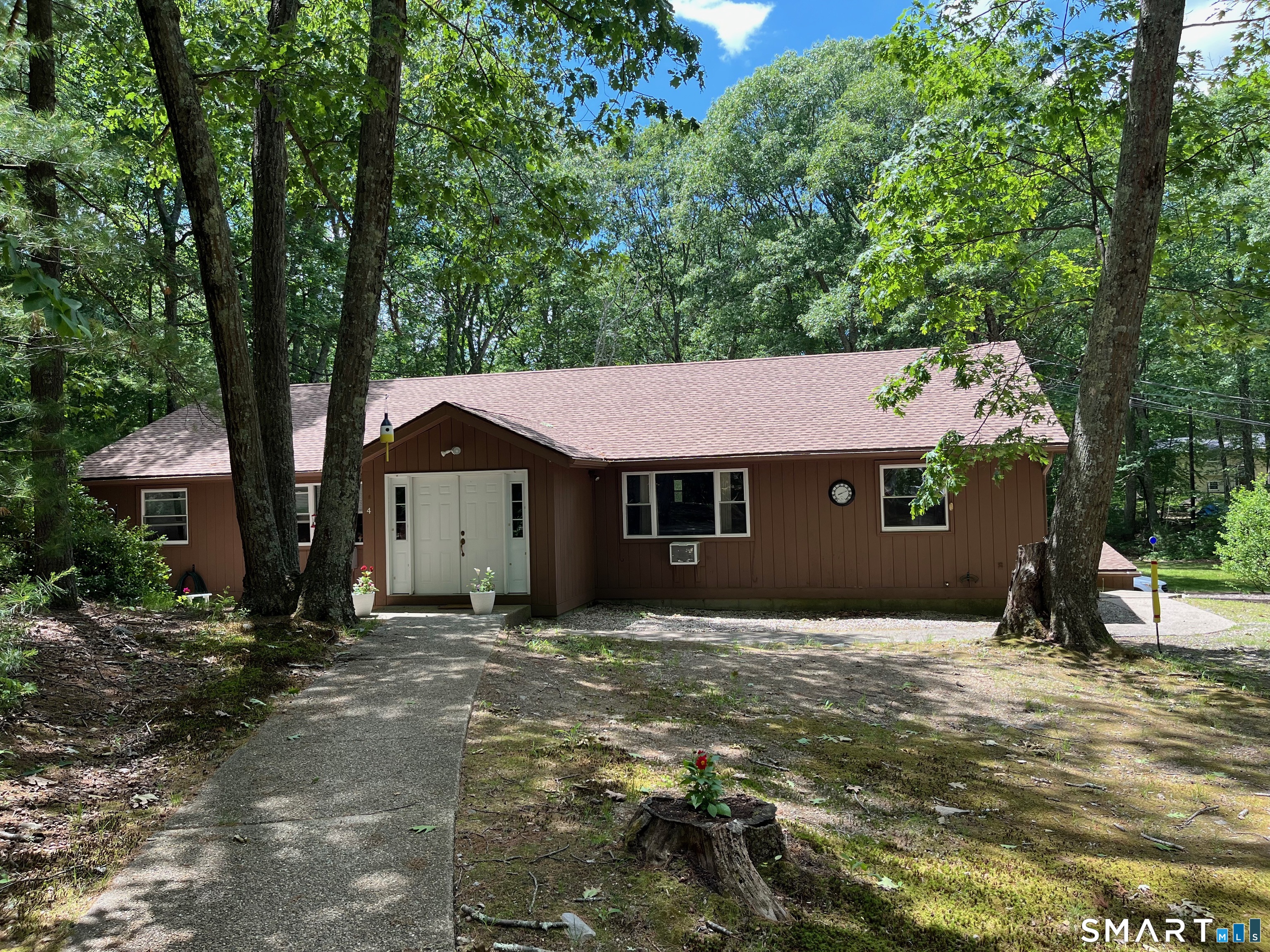 347 Fox Road Putnam CT 06260