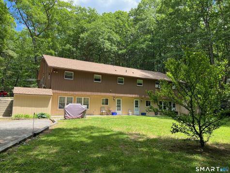 347 Fox Road Putnam CT 06260
