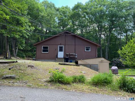 347 Fox Road Putnam CT 06260