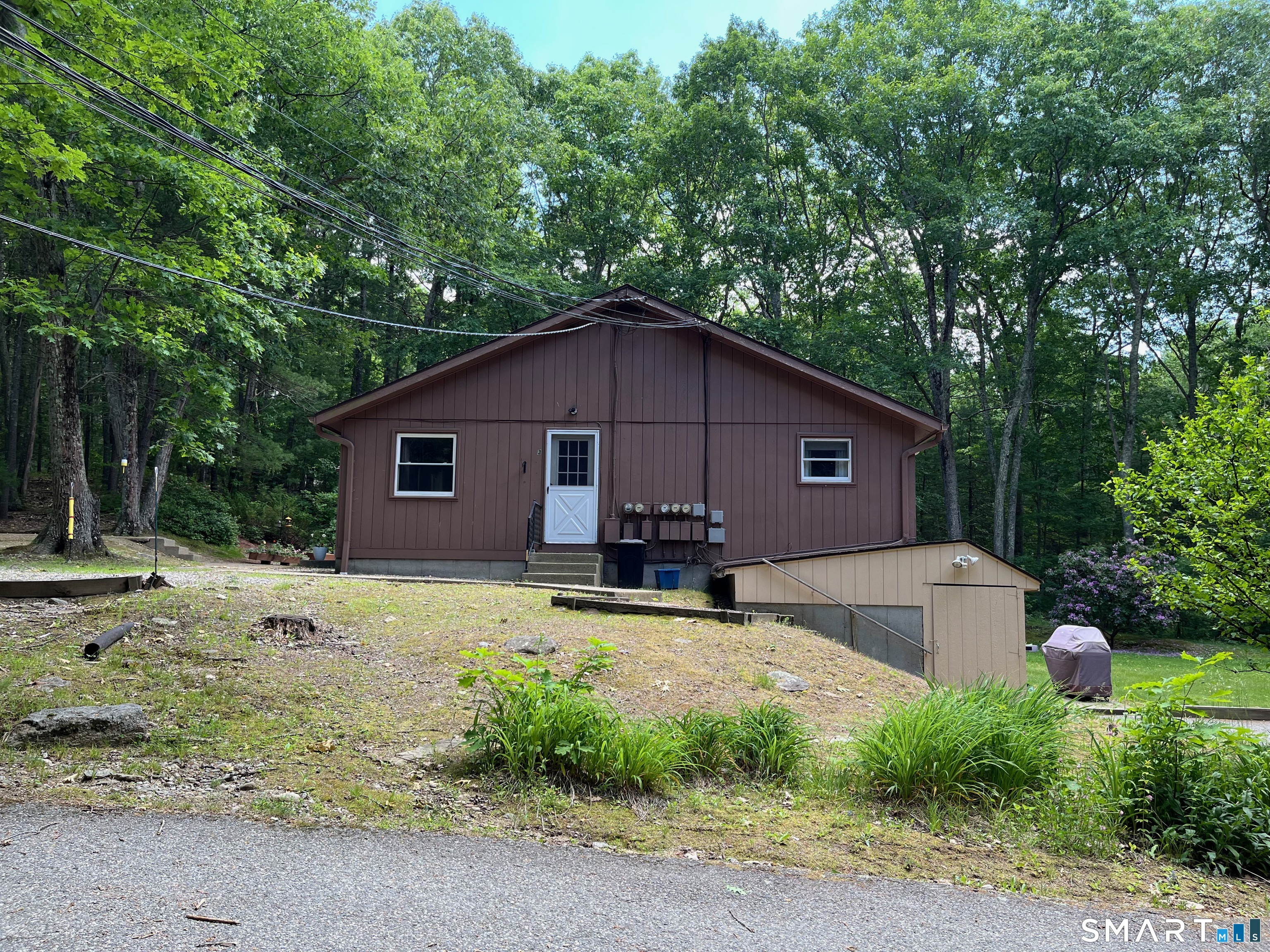 347 Fox Road Putnam CT 06260
