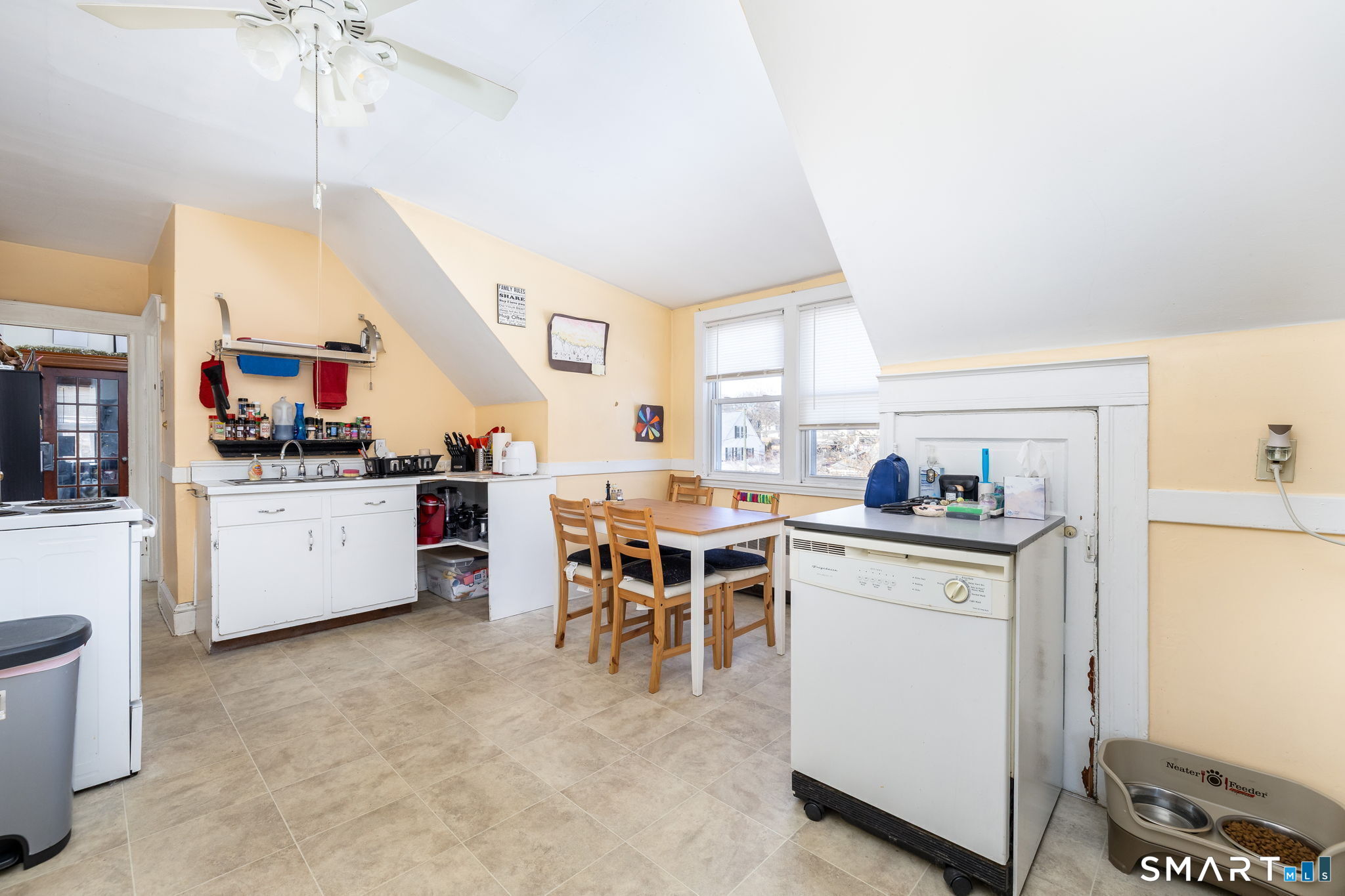 28-30 Nesbit Avenue West Hartford CT 06119