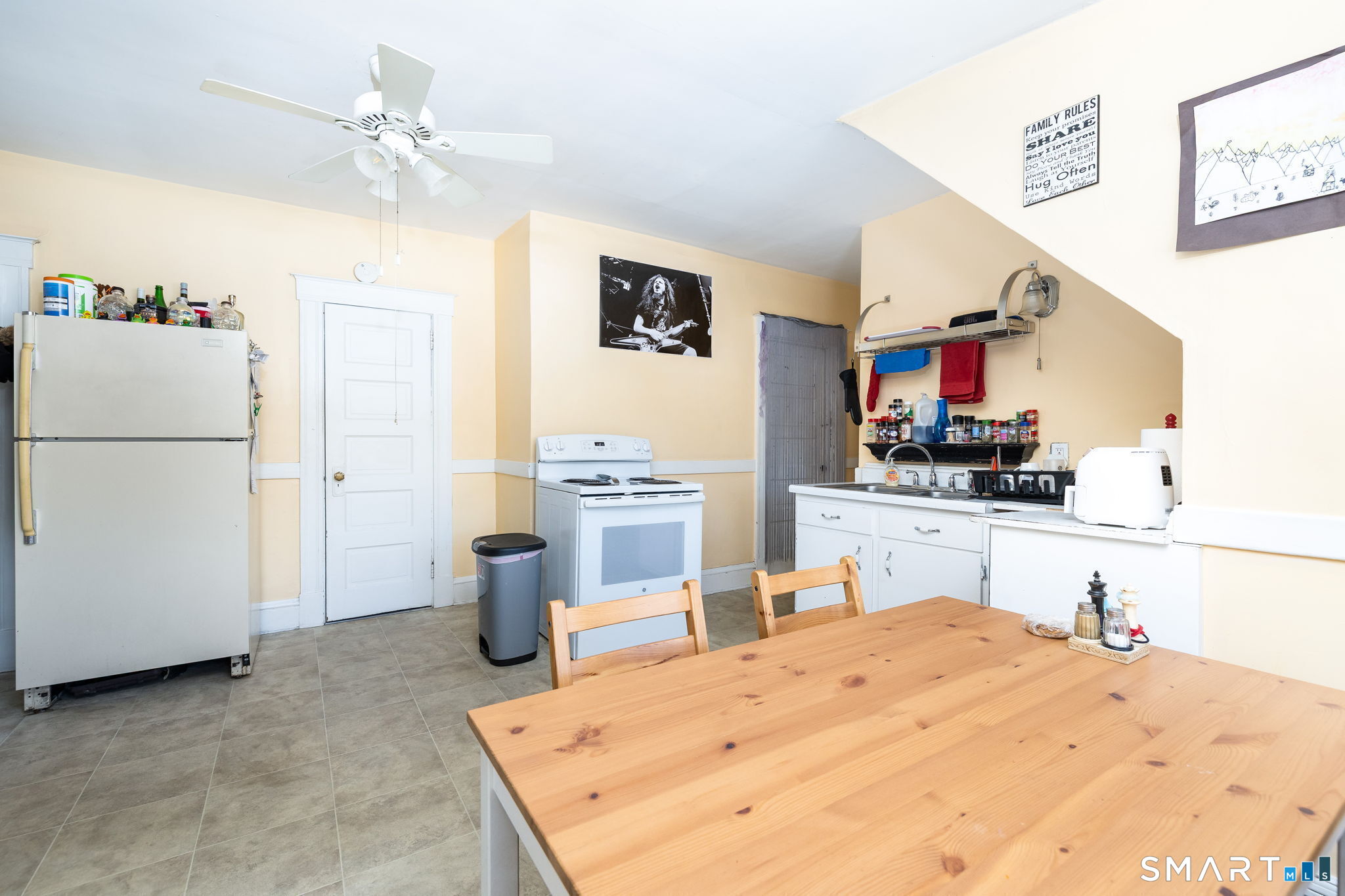 28-30 Nesbit Avenue West Hartford CT 06119