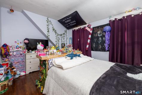 28-30 Nesbit Avenue West Hartford CT 06119