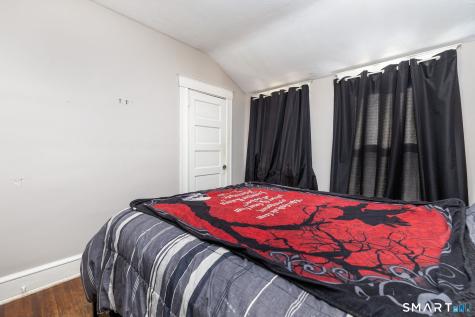 28-30 Nesbit Avenue West Hartford CT 06119