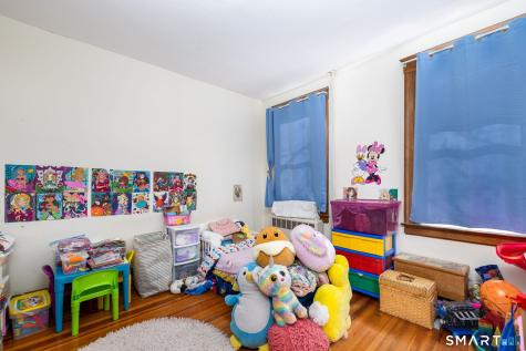 28-30 Nesbit Avenue West Hartford CT 06119