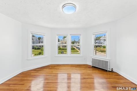 190 Montauk Avenue New London CT 06320