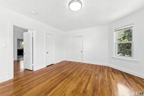 190 Montauk Avenue New London CT 06320