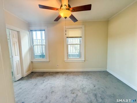 190 Montauk Avenue New London CT 06320