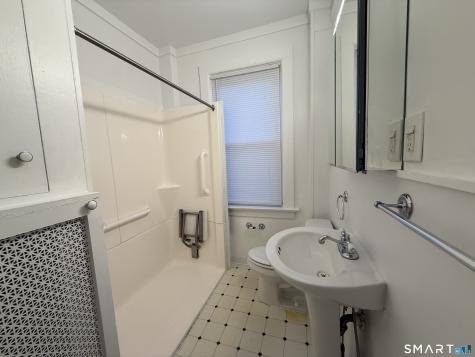 190 Montauk Avenue New London CT 06320