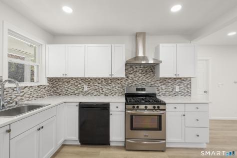 993 East Main Street Waterbury CT 06705