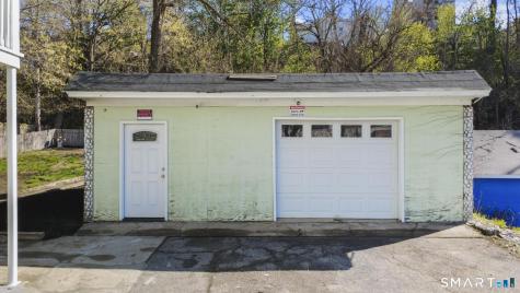 993 East Main Street Waterbury CT 06705