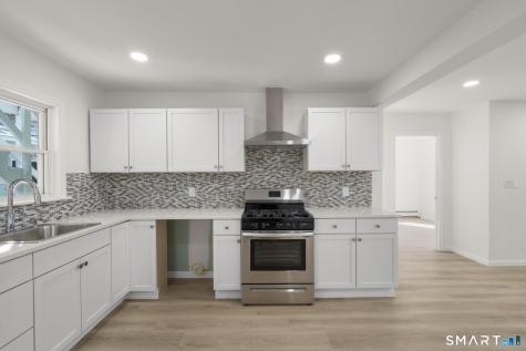 993 East Main Street Waterbury CT 06705