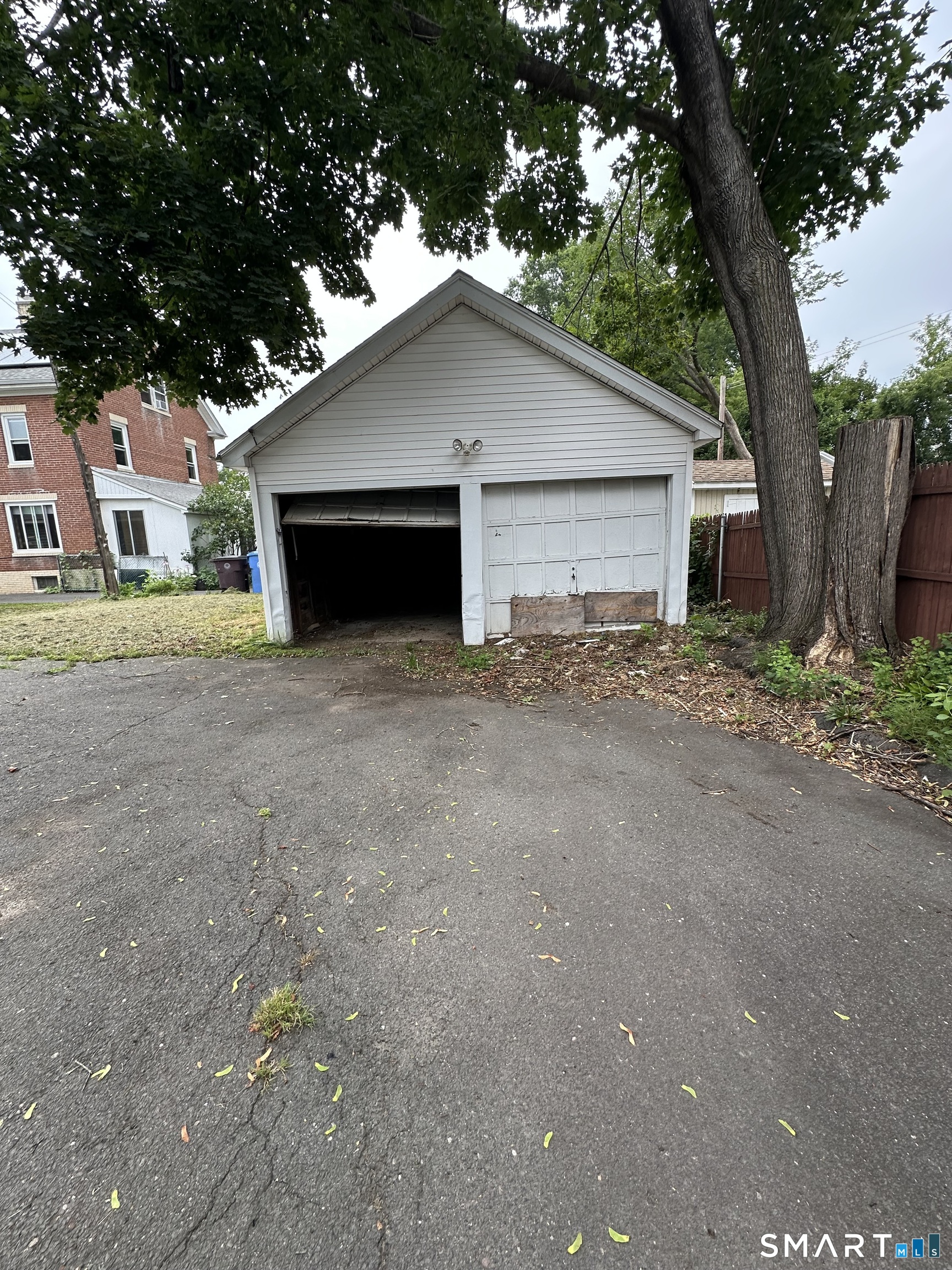 167 Shuttle Meadow Avenue New Britain CT 06052