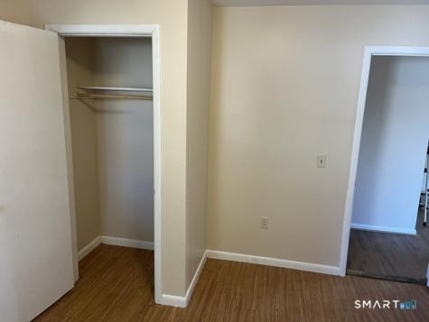 13 Armstrong Place Bridgeport CT 06608