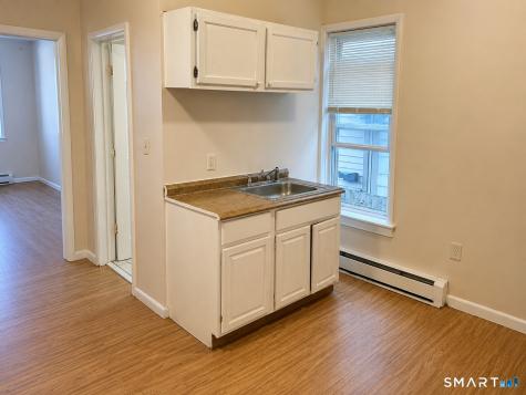 13 Armstrong Place Bridgeport CT 06608