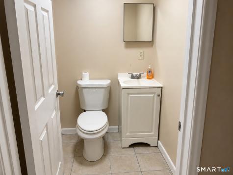 13 Armstrong Place Bridgeport CT 06608