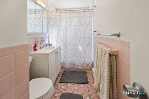 77 Quinn Street Naugatuck CT 06770
