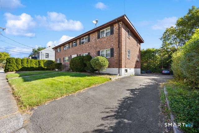 77 Quinn Street Naugatuck CT 06770