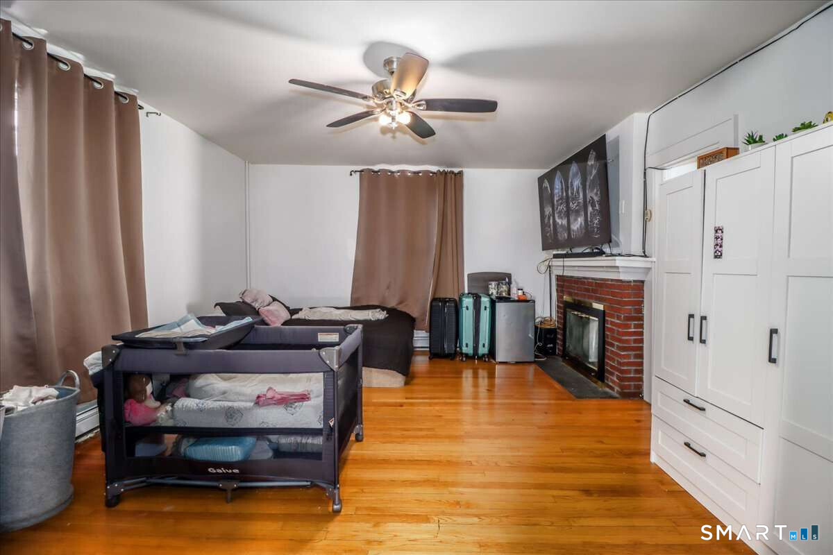3 Ninth Avenue Danbury CT 06810