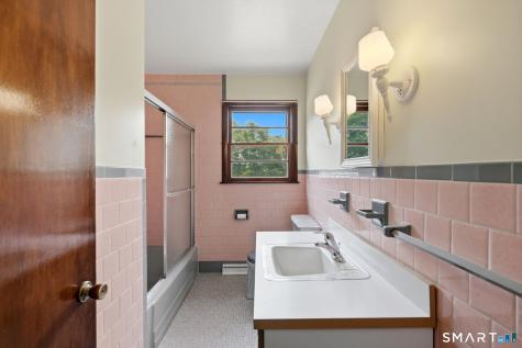 32 Cedar Lane Montville CT 06382