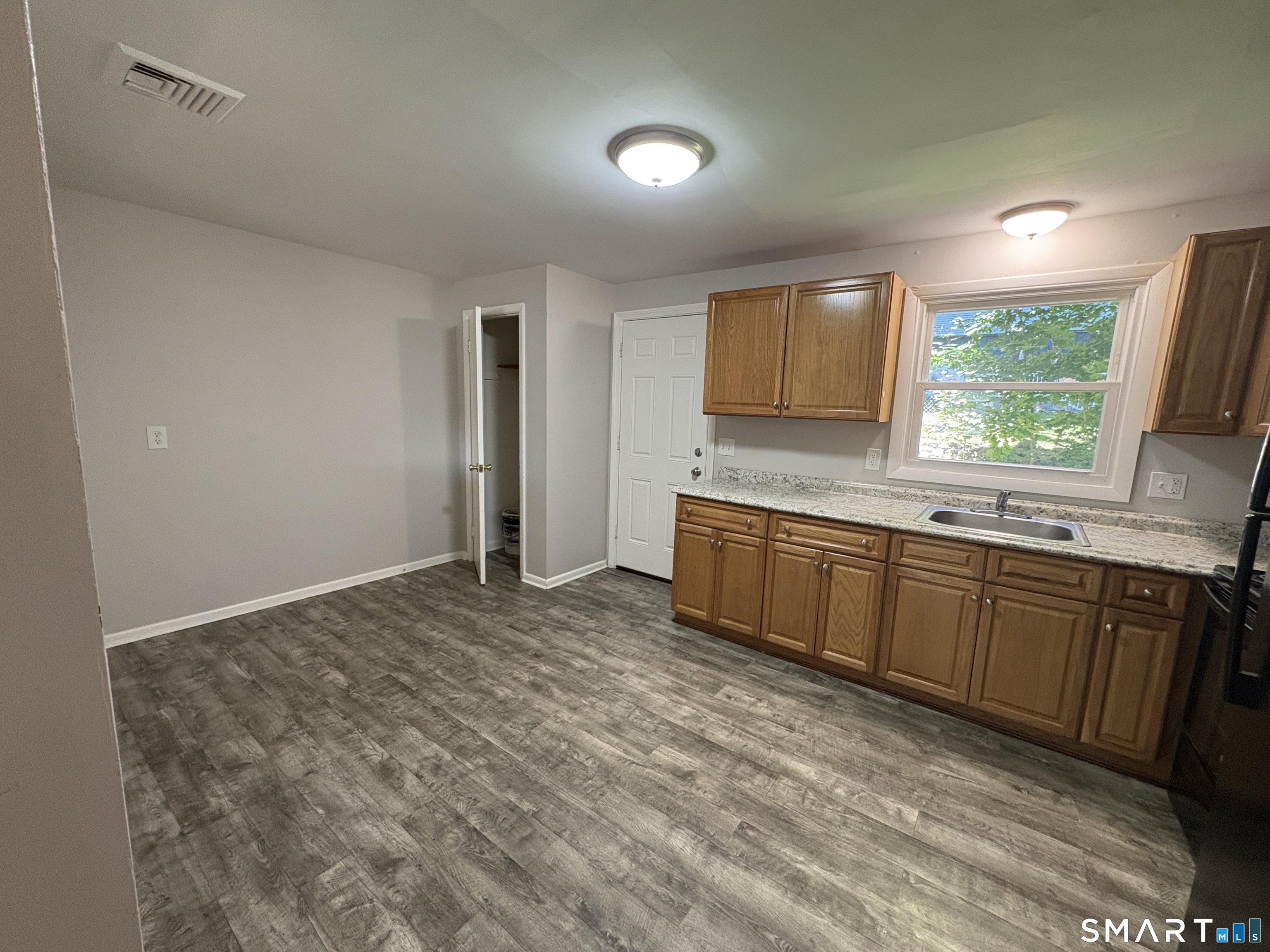 76 North Street Meriden CT 06451