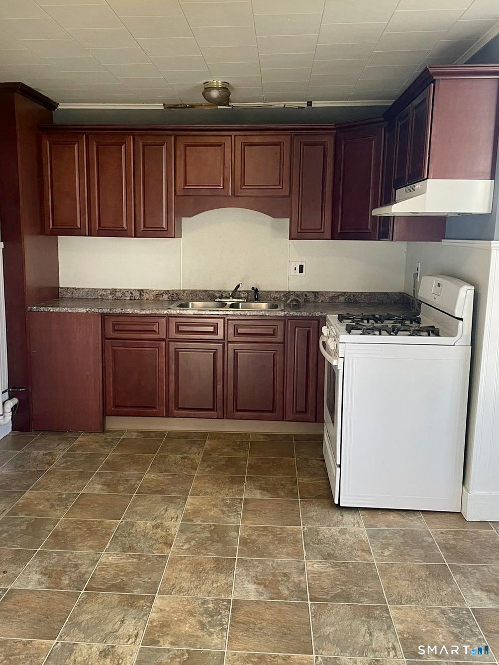 77 Chapman Street Putnam CT 06260