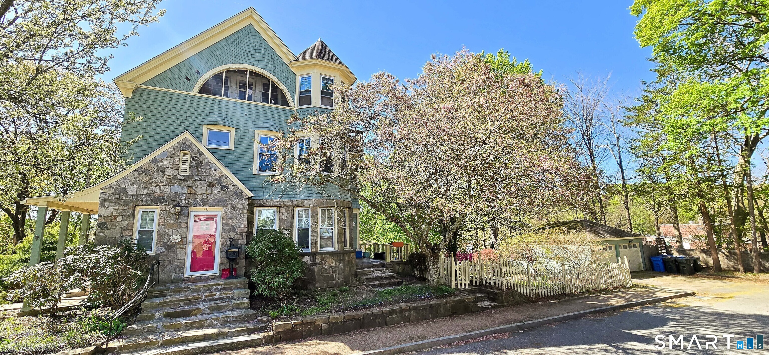 40 Maple Grove Avenue Norwich CT 06360