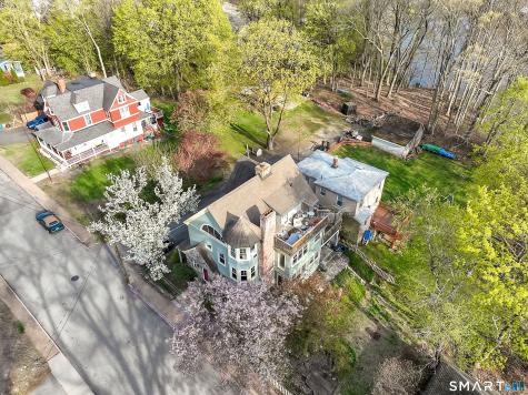 40 Maple Grove Avenue Norwich CT 06360