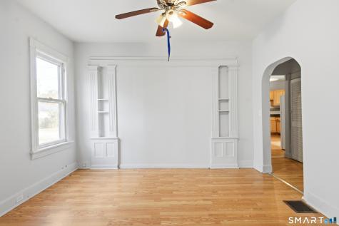 695 Beechwood Avenue Bridgeport CT 06605