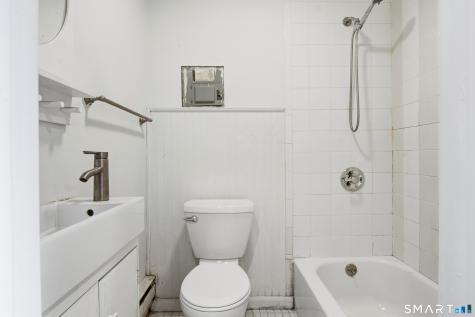 695 Beechwood Avenue Bridgeport CT 06605