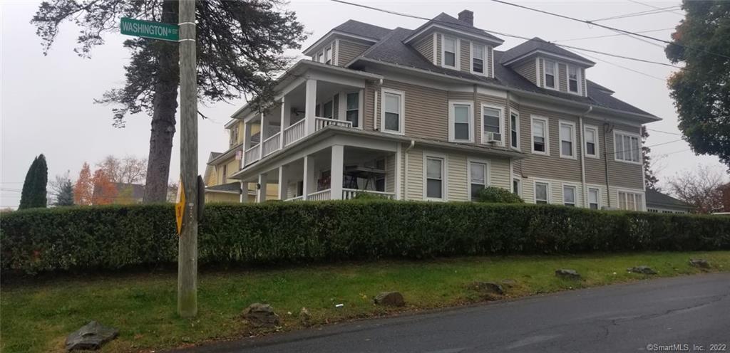 584 Highland Avenue Waterbury CT 06708