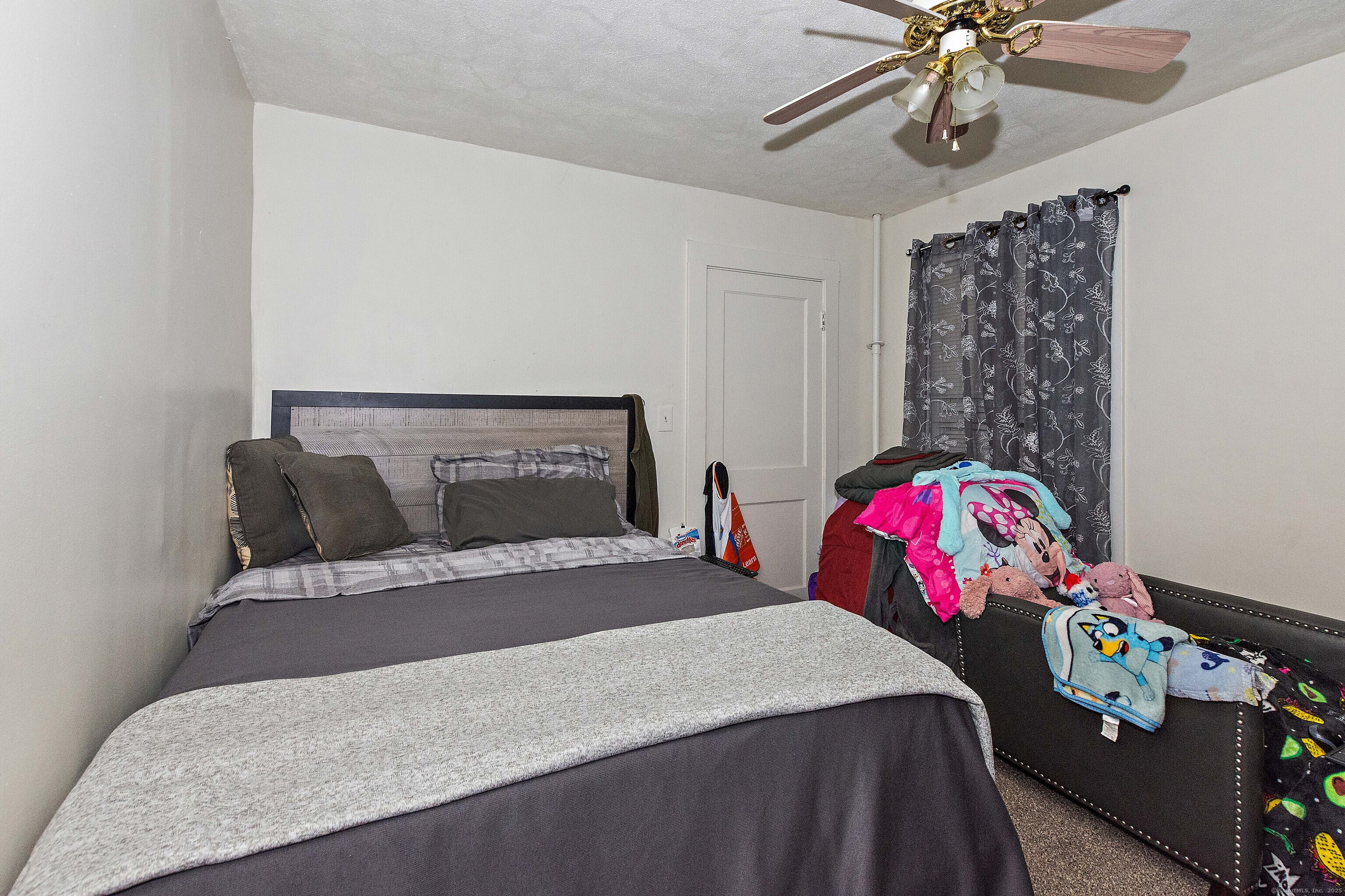 24 Central Avenue Norwich CT 06360