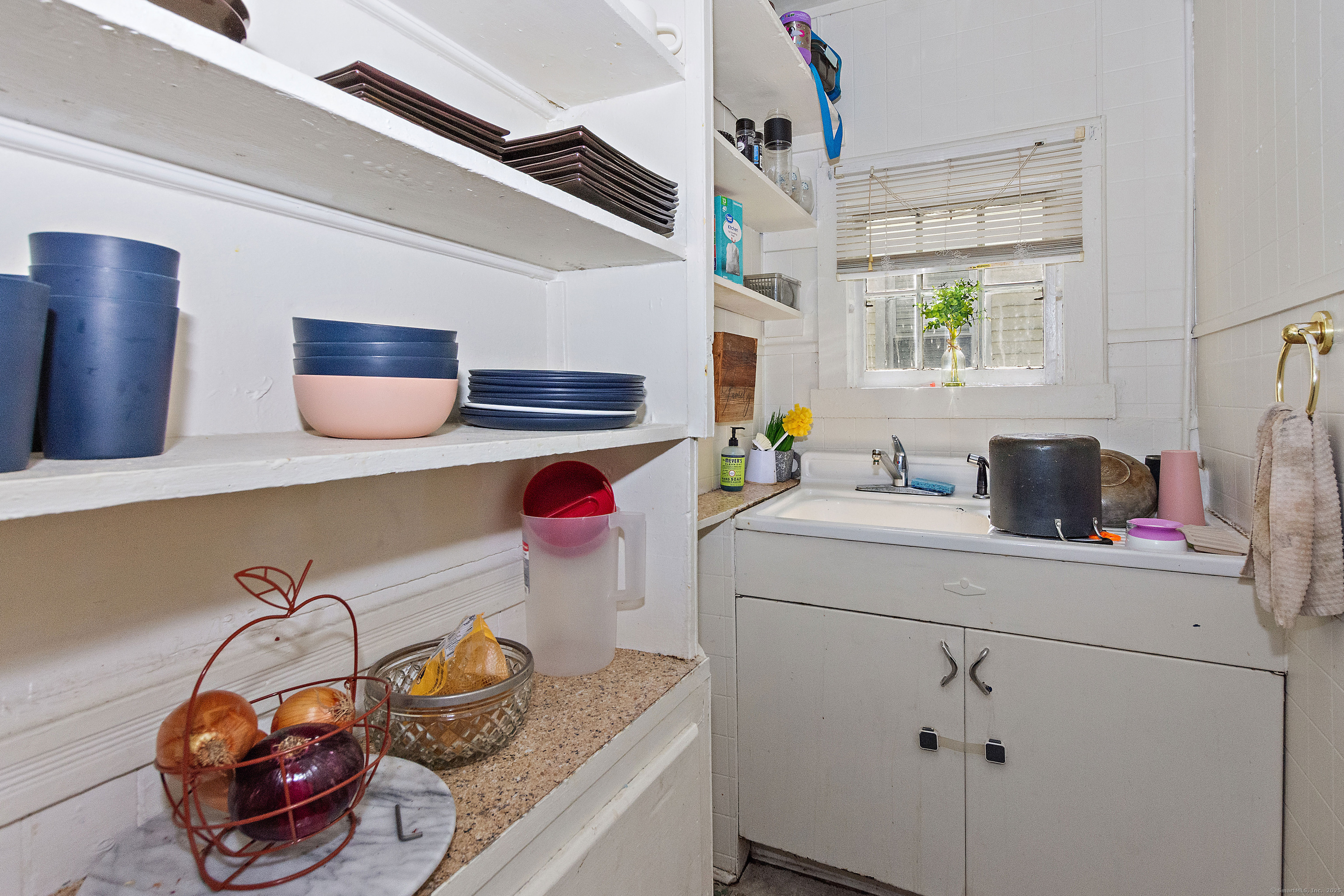 24 Central Avenue Norwich CT 06360