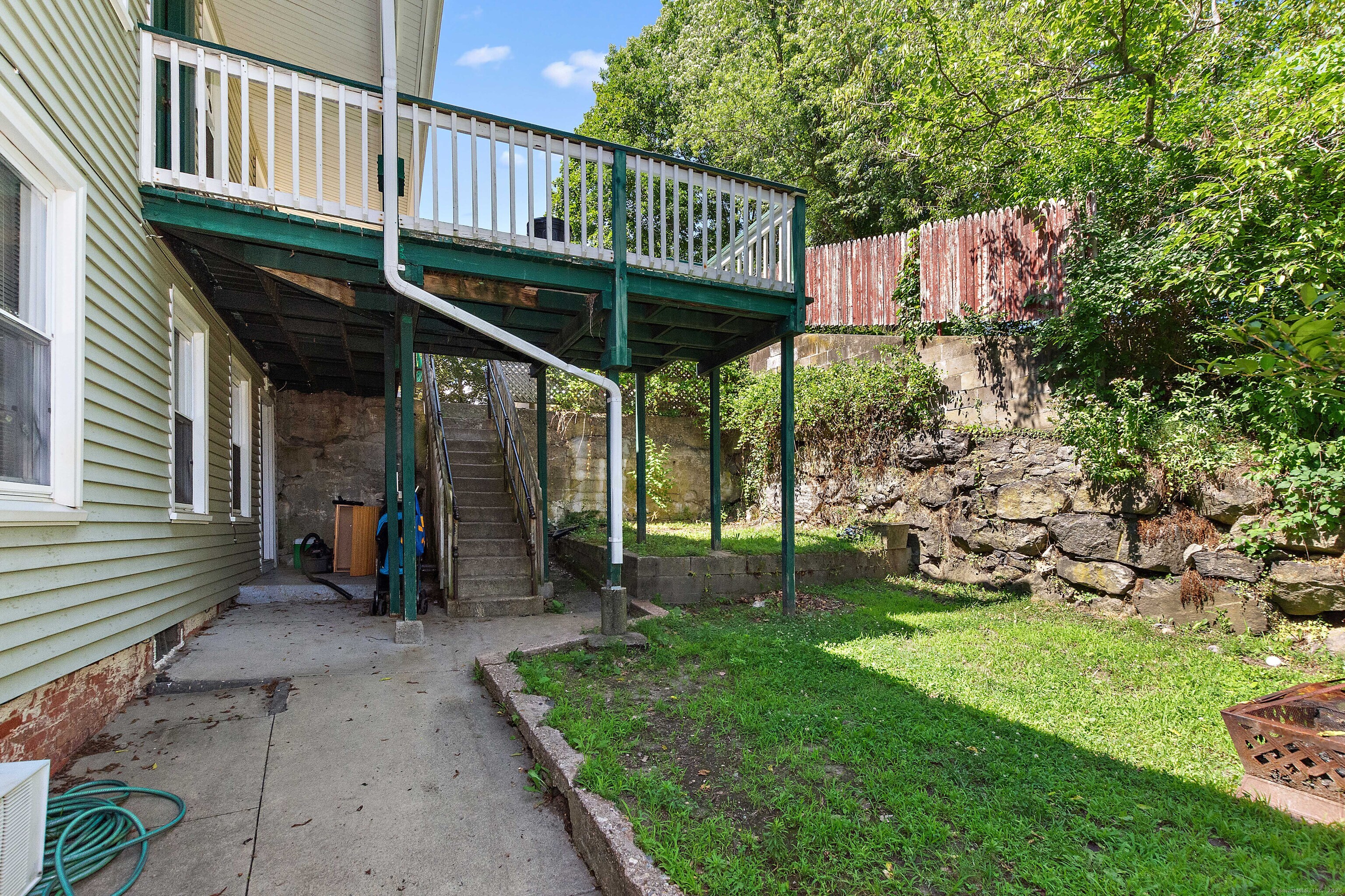 24 Central Avenue Norwich CT 06360