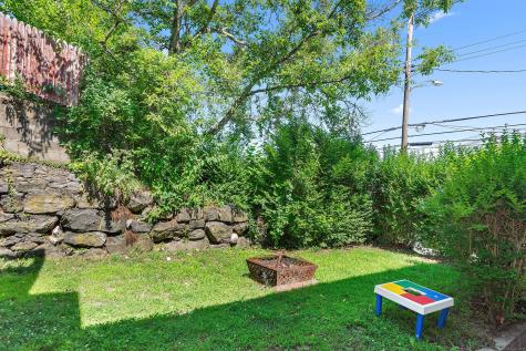 24 Central Avenue Norwich CT 06360