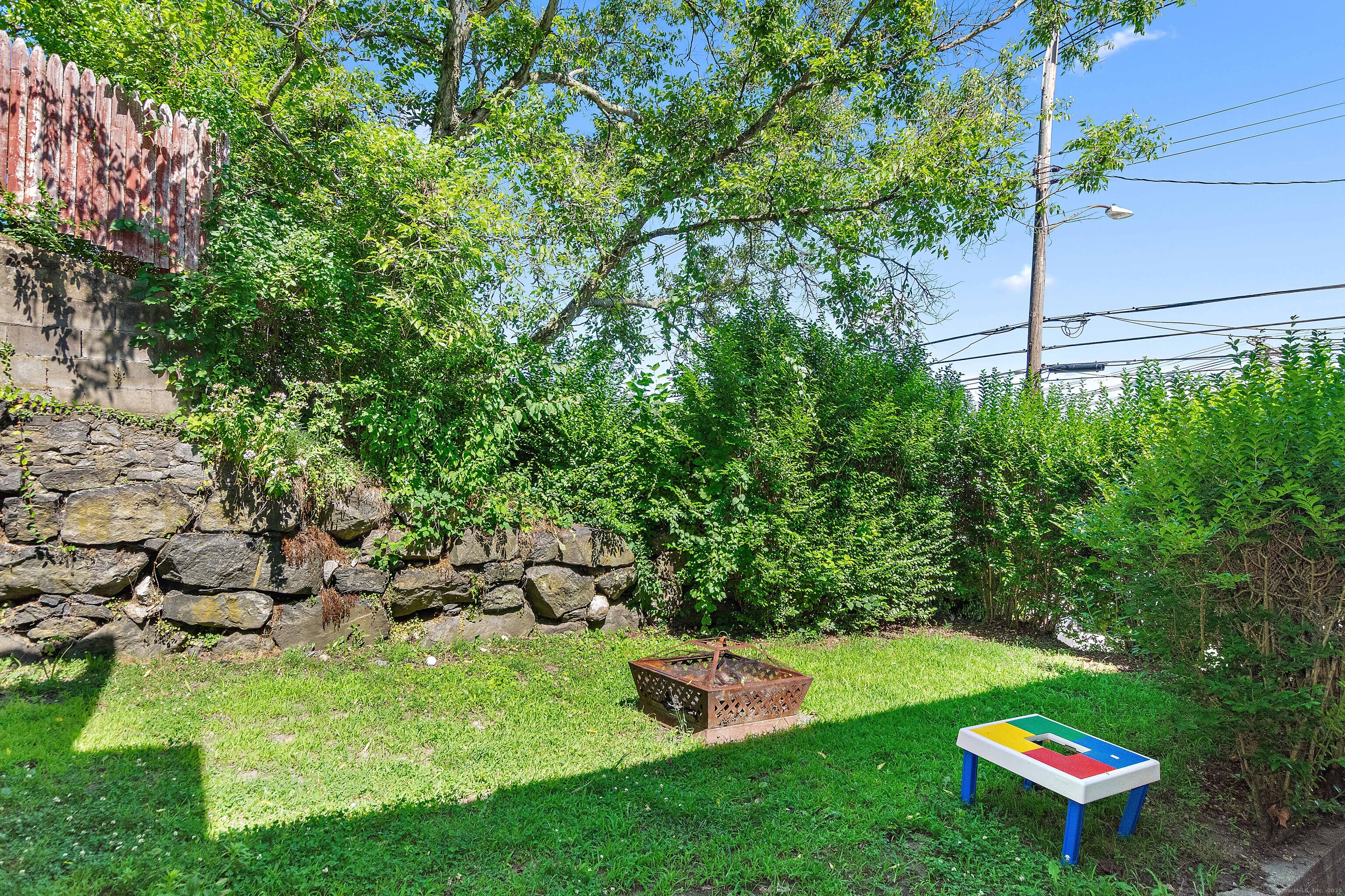 24 Central Avenue Norwich CT 06360