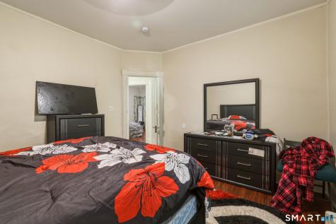 62-64 Edgewood Street Hartford CT 06112