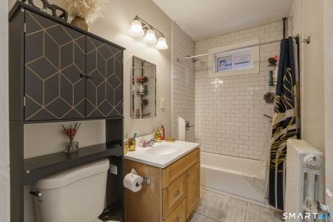62-64 Edgewood Street Hartford CT 06112
