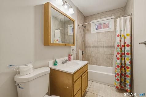 62-64 Edgewood Street Hartford CT 06112