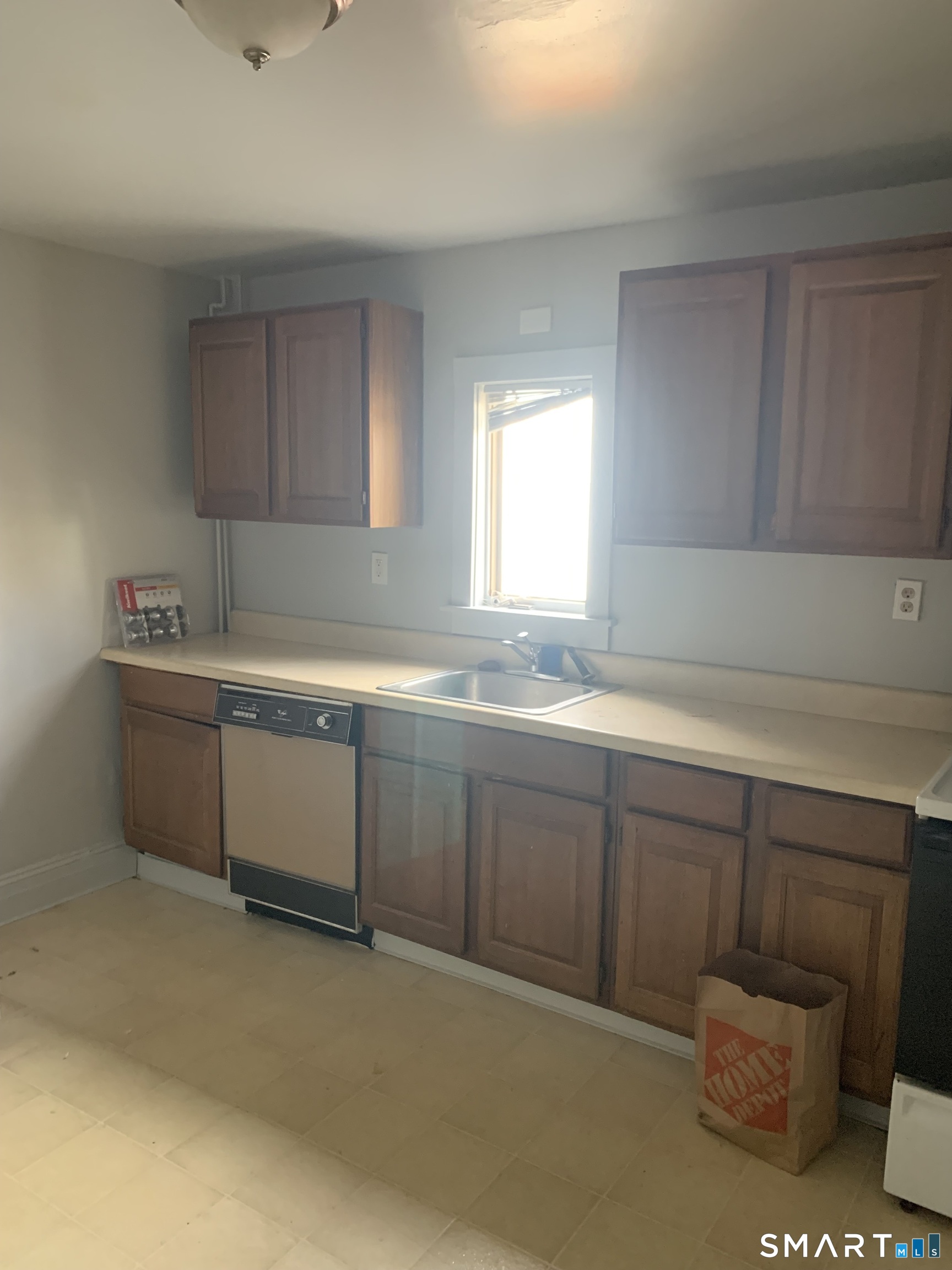 486 Prospect Avenue Hartford CT 06105