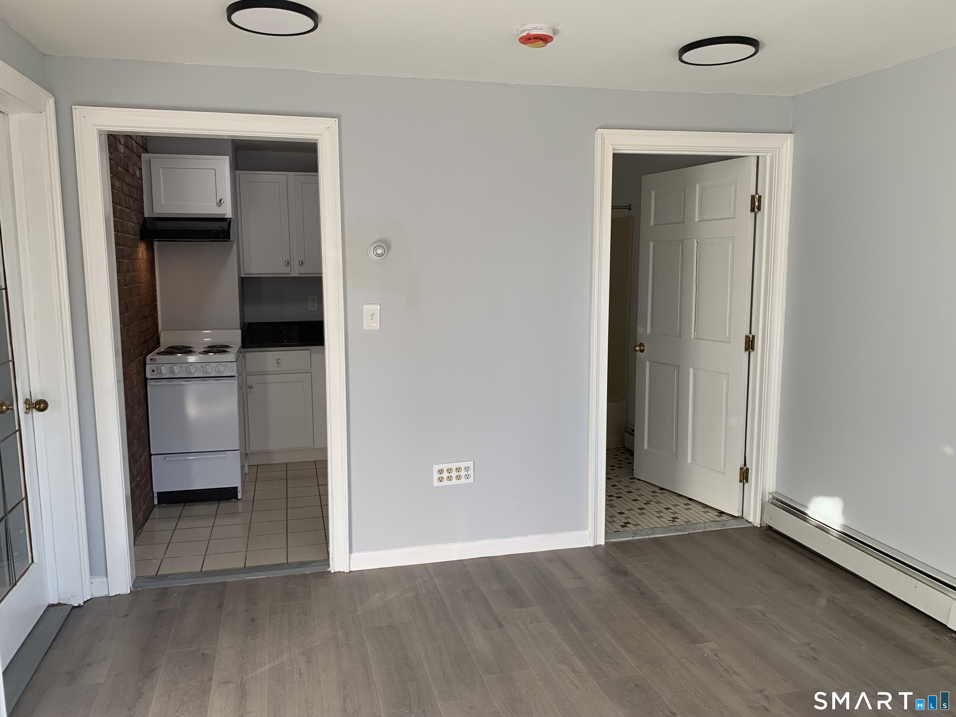 486 Prospect Avenue Hartford CT 06105