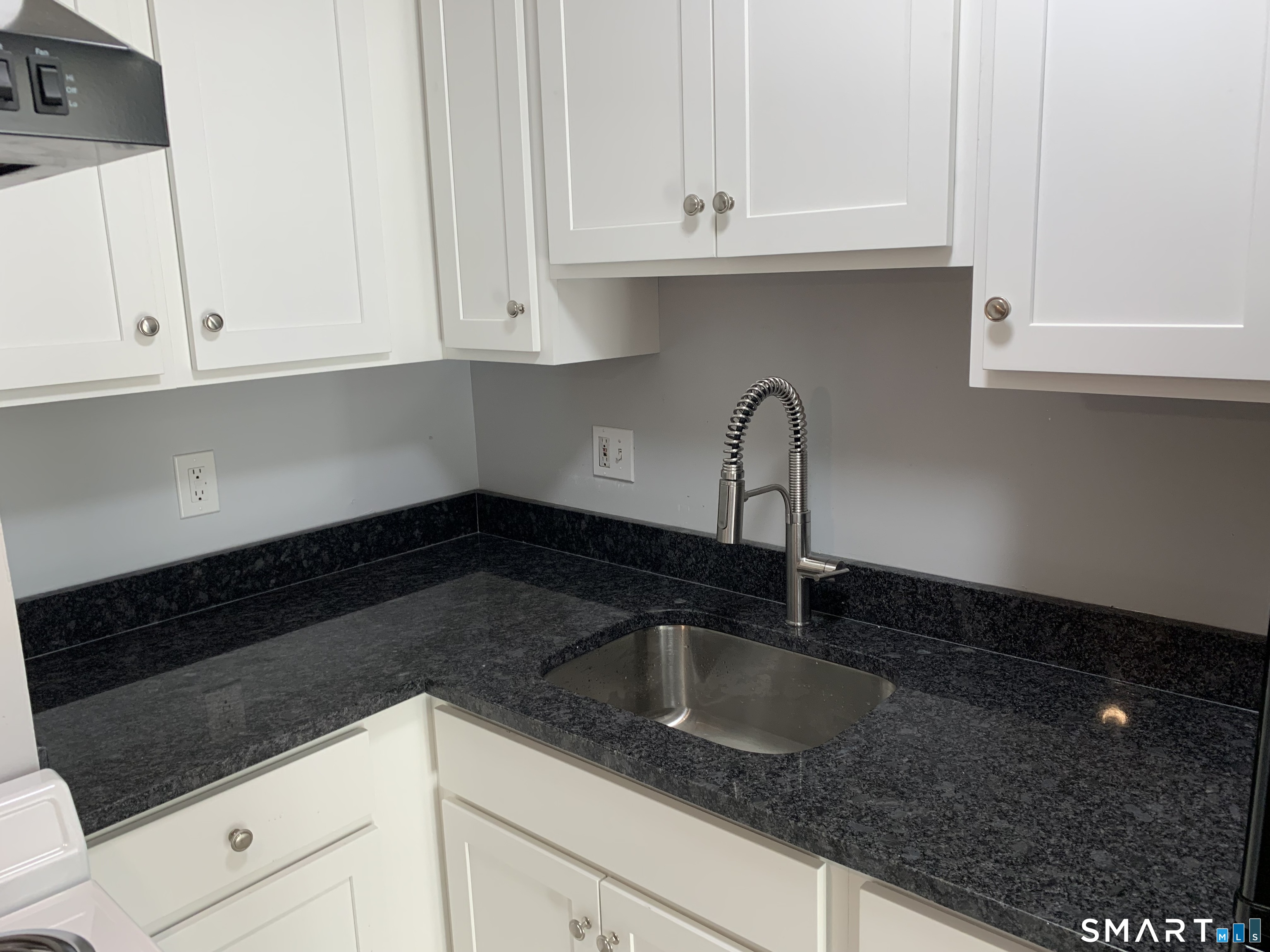 486 Prospect Avenue Hartford CT 06105