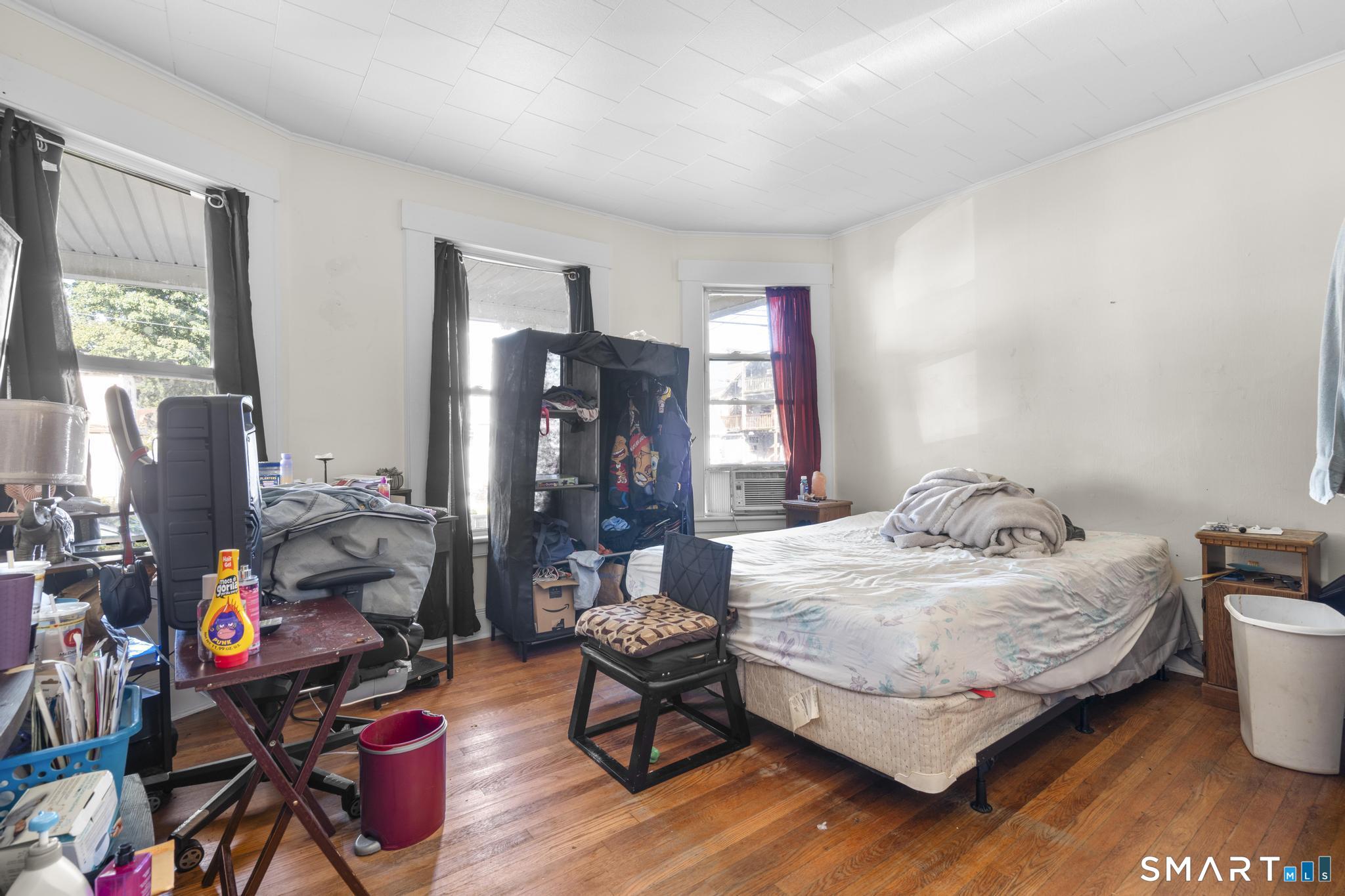 969-971 Wood Avenue Bridgeport CT 06604
