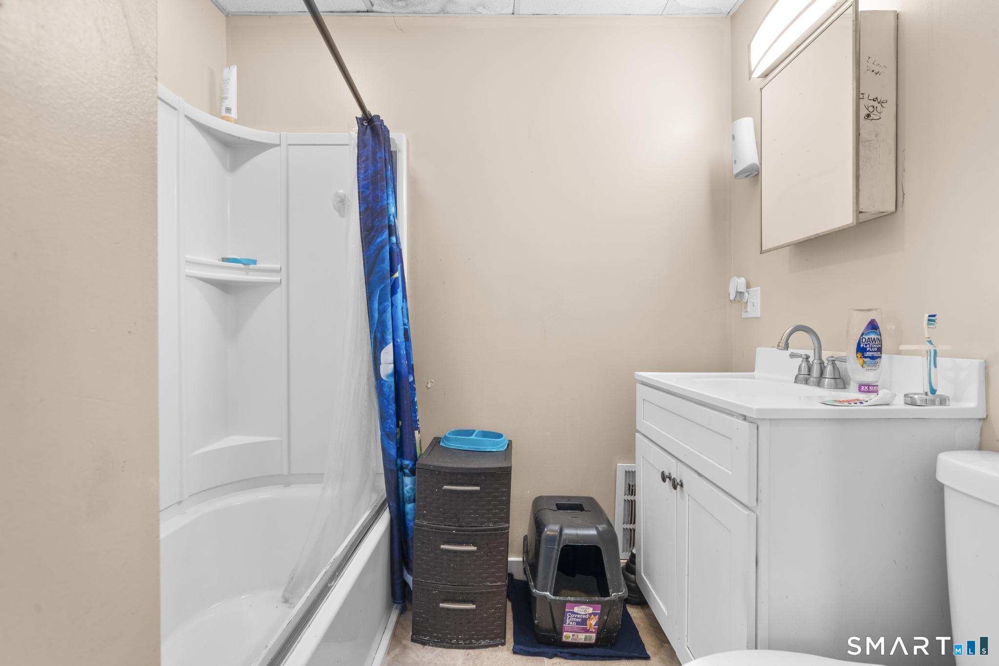 969-971 Wood Avenue Bridgeport CT 06604